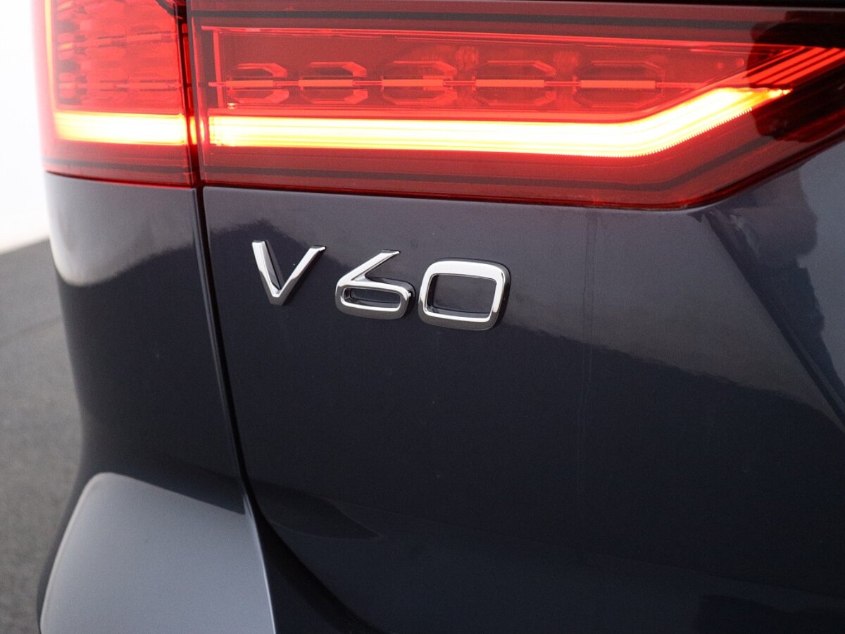 40173625 volvo v60 v60 b4 plus dark harman kardon audio nieuw uit voorraad effe80
