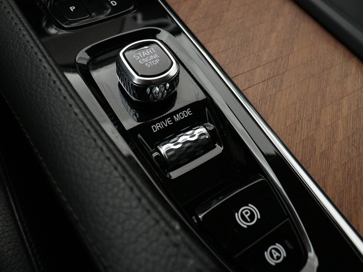43937080 volvo xc90 2 0 t8 inscription trekhaak h k camera blis 0313ec