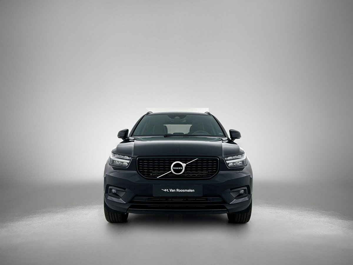 46990970 volvo xc40 1 5 t4 recharge r design 6