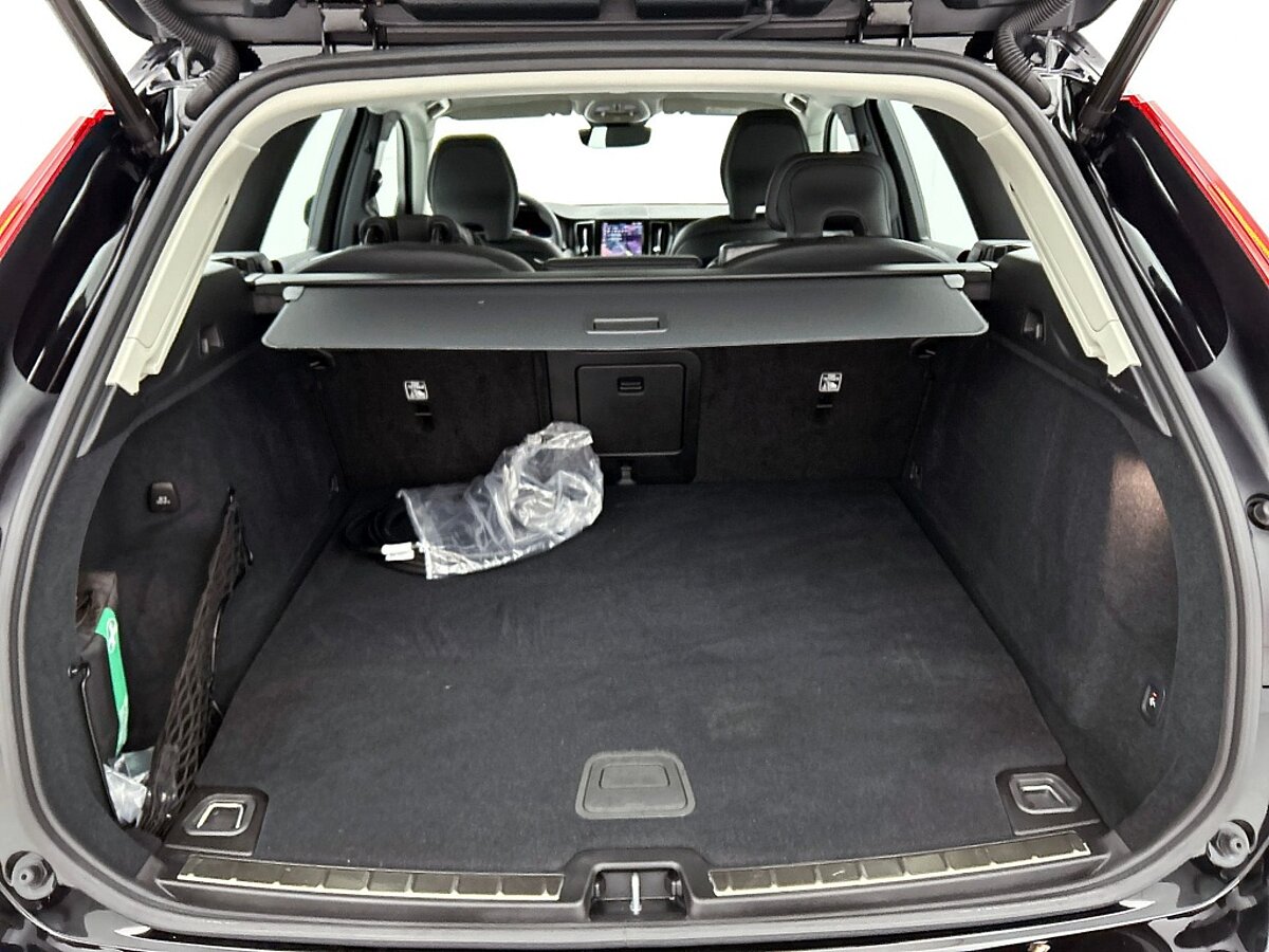 48687982 volvo xc60 2 0 t6 awd ultra dark 0b01ed