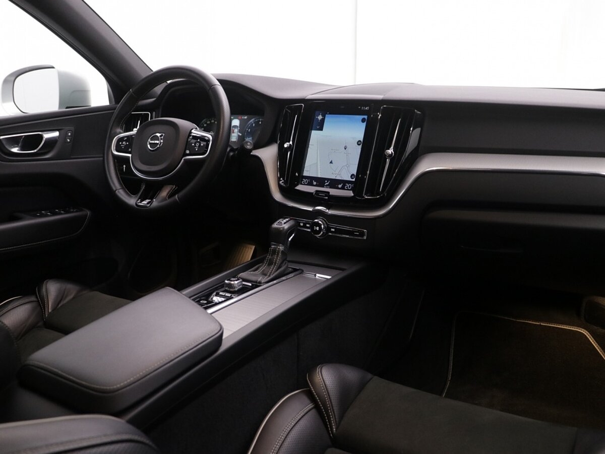 35822065 volvo xc60 2 0 t4 r design 3 03