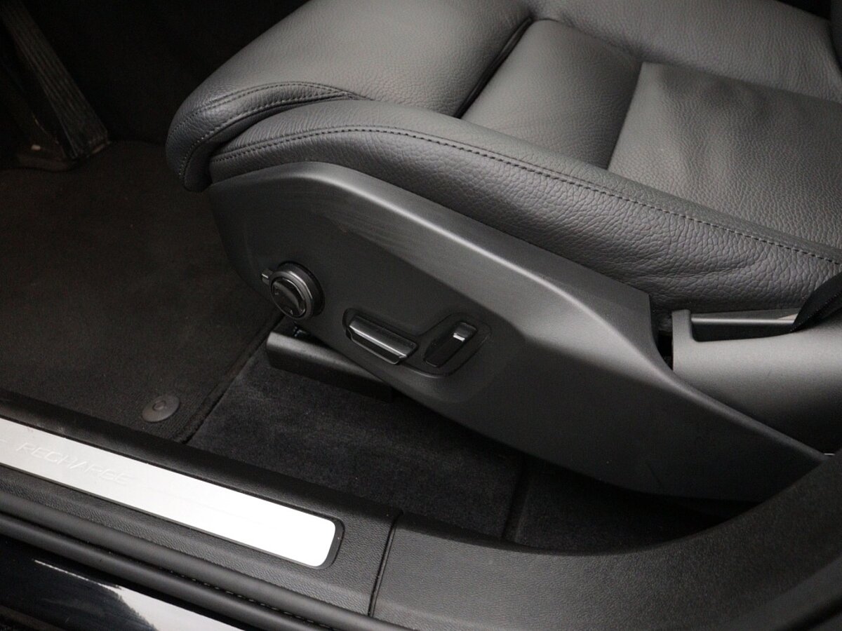 43852734 volvo xc60 2 0 t8 awd ultra dark trekhaak 360a camera luchtvering 59