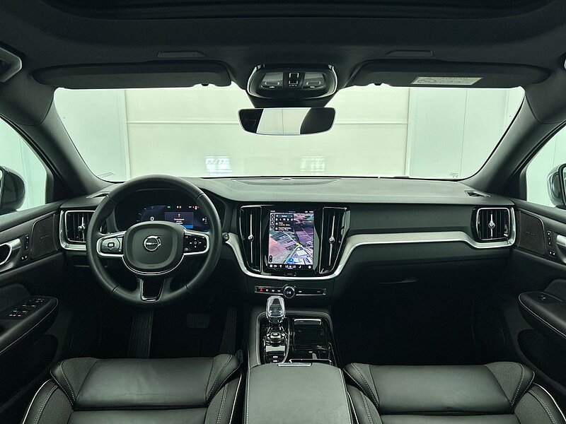 45432830 volvo v60 2 0 t6 dark panorama dak 360 camera trekhaak blis 6 21