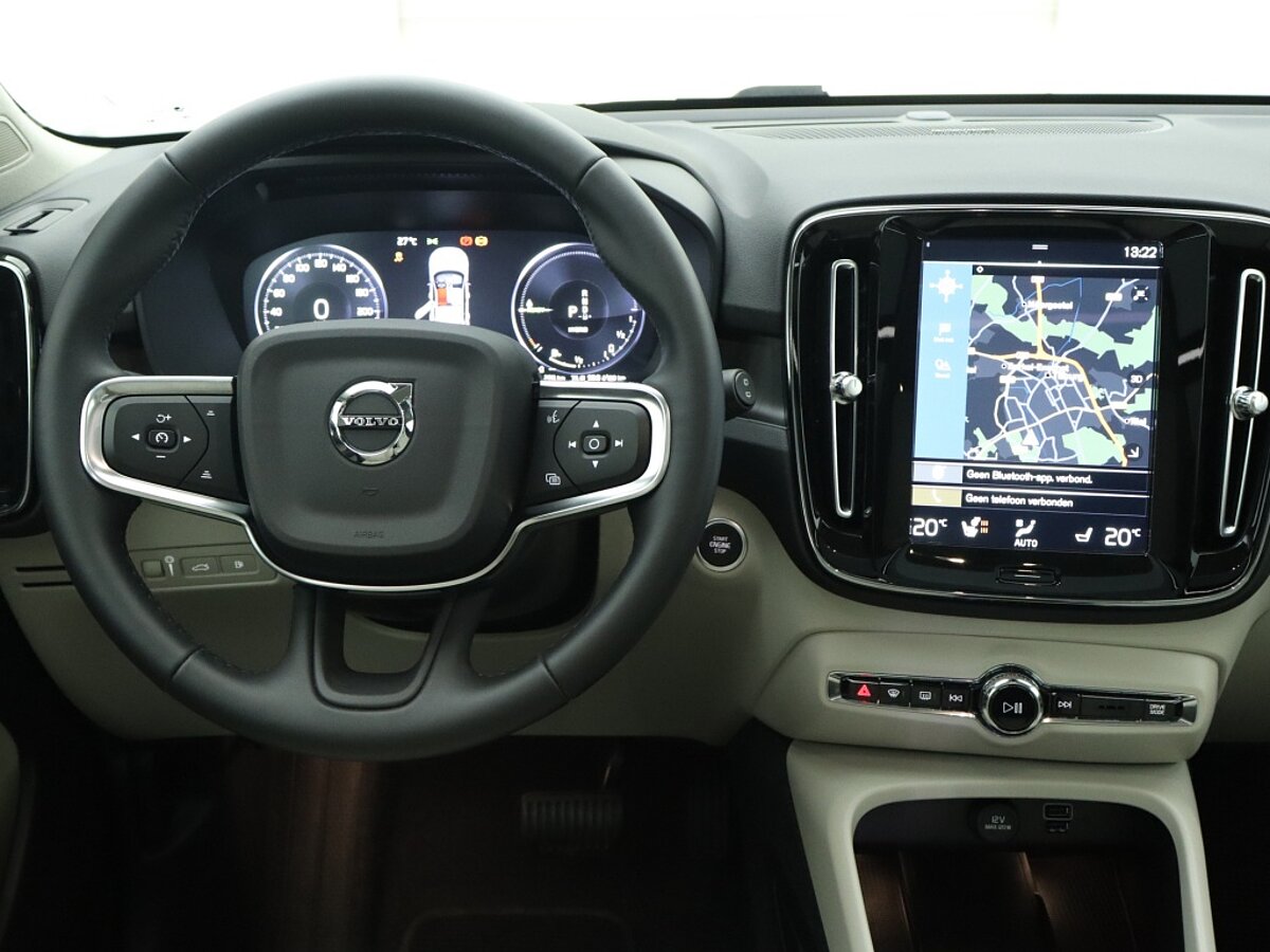 34949684 volvo xc40 1 5 t4 recharge ultimate 7 03