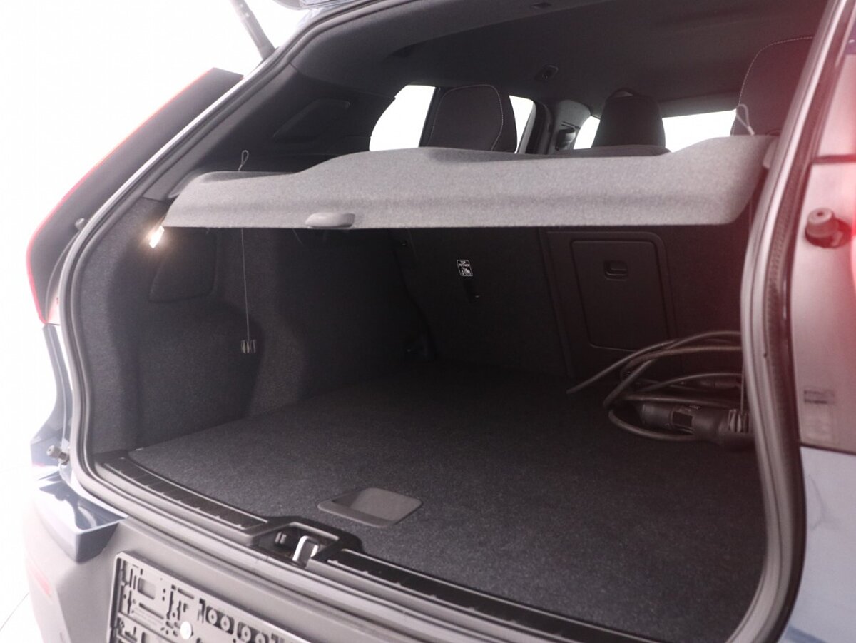 44244905 volvo xc40 1 5 t4 recharge inscription expression 71