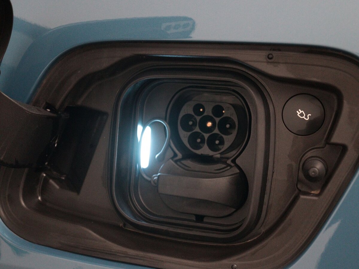 45734610 volvo c40 extended plus 82 kwh adaptive cruise trekhaak getint glas 34