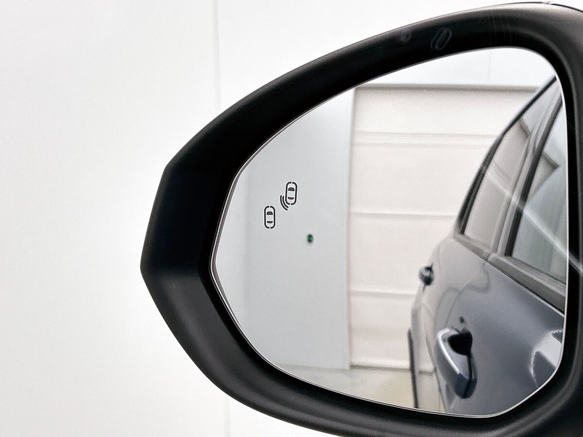 46582722 lynk co 01 1 5 hybride rijklaar inclusief 12 maanden garantie 40