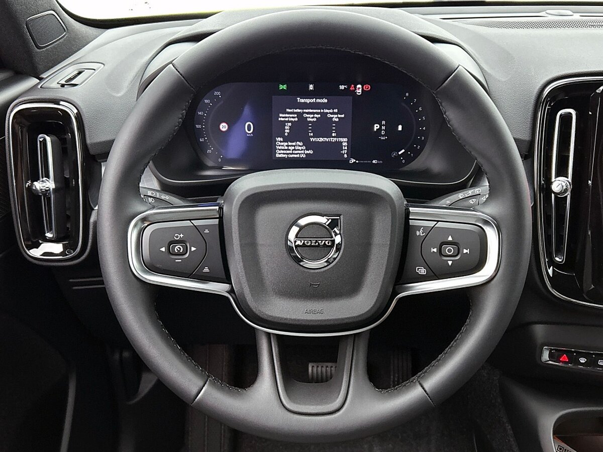 48324128 volvo xc40 2 0 b3 core business edition climate pack 44