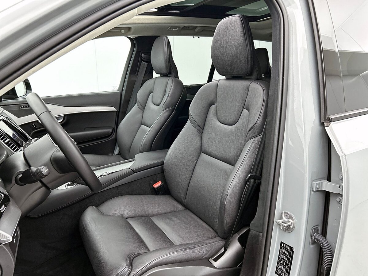 49264734 volvo xc90 t8 dark pano long range 360 20 inch trekhaak 54