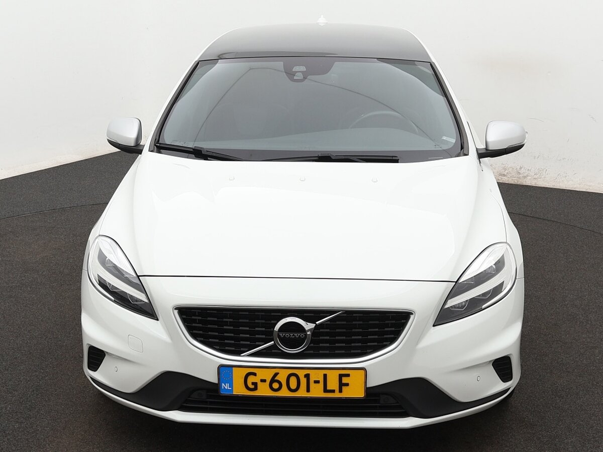 36007830 volvo v40 1 5 t3 polar sport panorama dak navigatie pdc 8 02