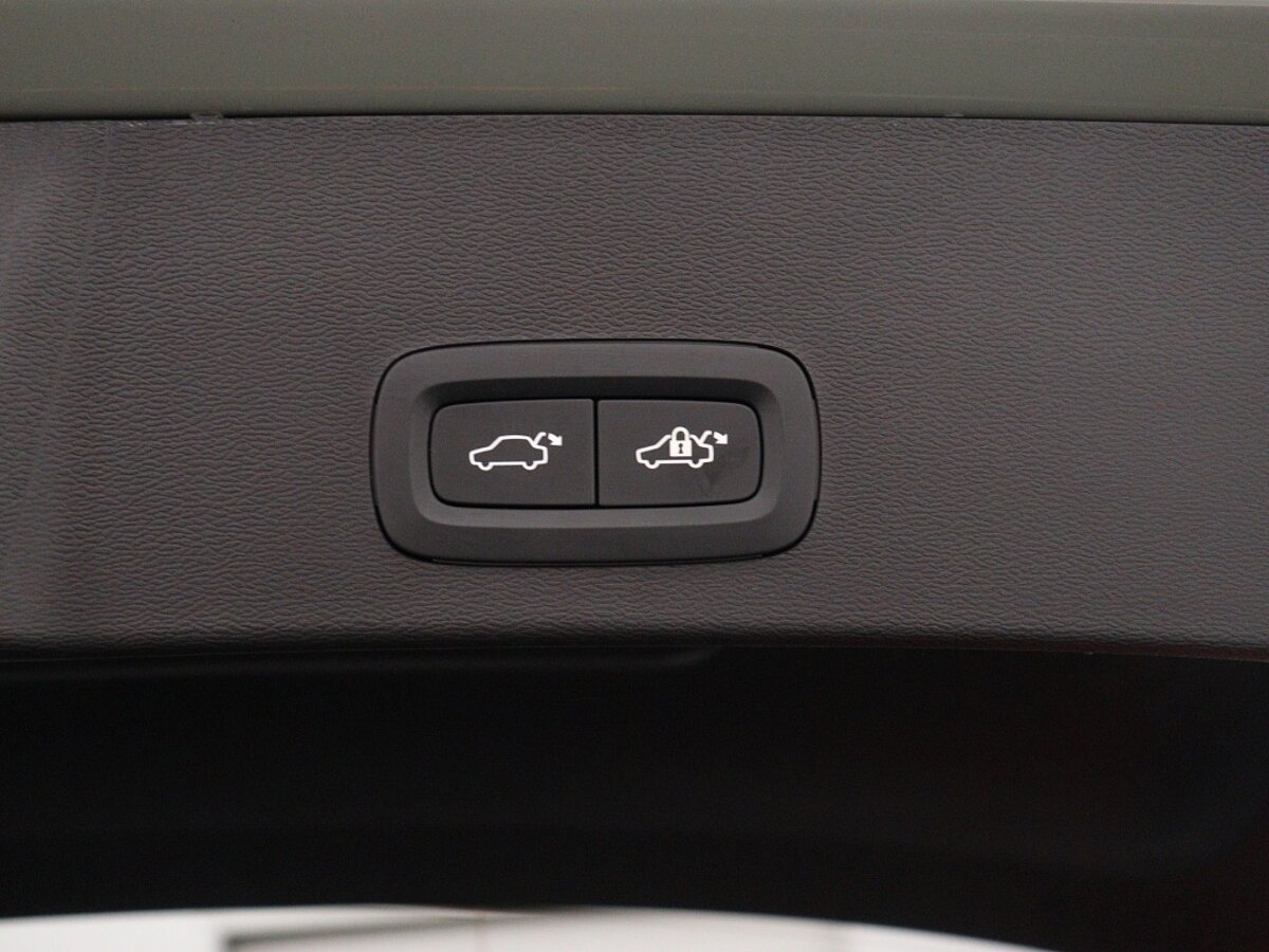 42246444 volvo xc40 extended plus 20 velgen getint glas cf7632