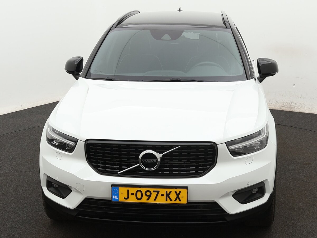 35652567 volvo xc40 1 5 t5 recharge r design trekhaak harmond kardon camera 9 04