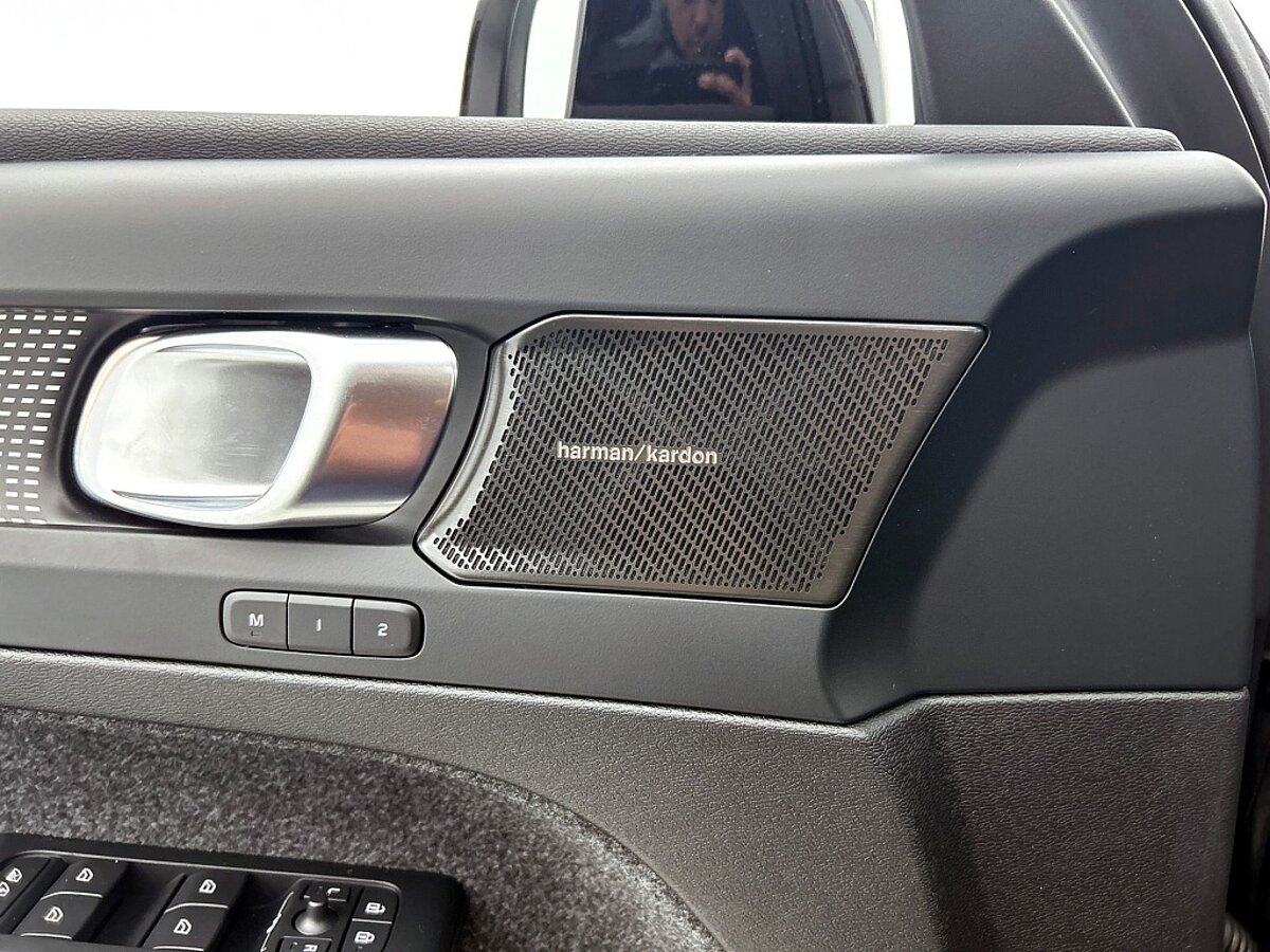 46277276 volvo xc40 xc 40 b4 plus black edition panoramadak 360 graden camera 8