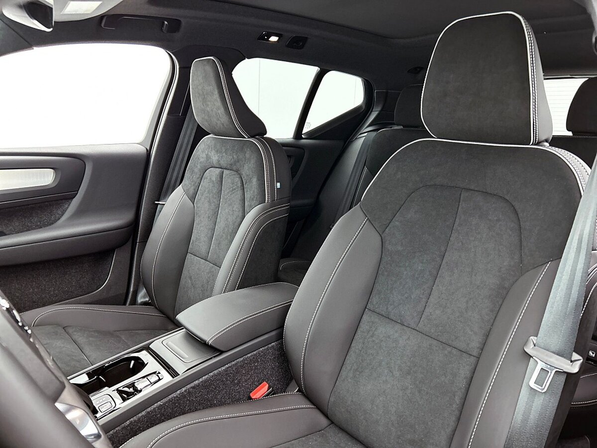 46502610 volvo xc40 xc40 b4 plus black edition panoramadak nubuck bekleding 03