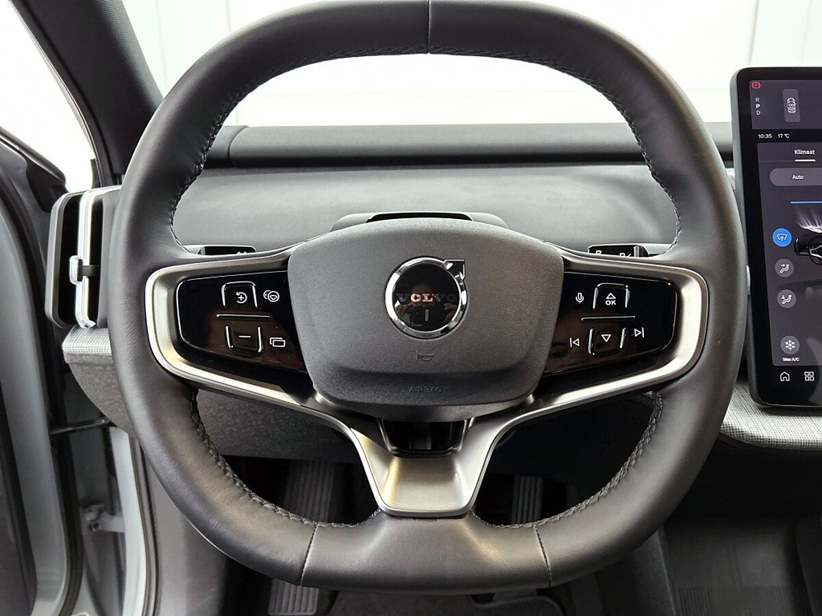 47803347 volvo ex30 extended range plus pine trekhaak climate pack 523495