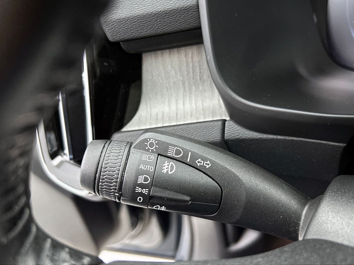 48724238 volvo xc40 1 5 t4 rech inscription panorama dak trekhaak harman kardo 9 01