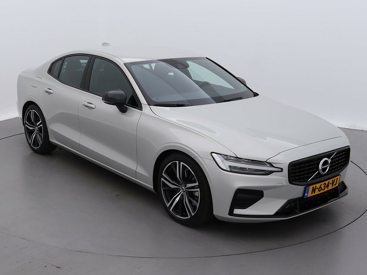 36162684 volvo s60 2 0 b3 r design 8 05