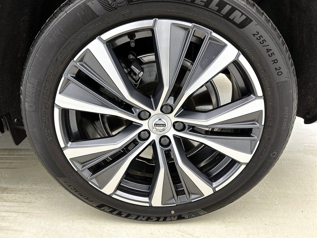 49419930 volvo xc60 t8 bright pano 20 inch long range 360 pilot assist 62