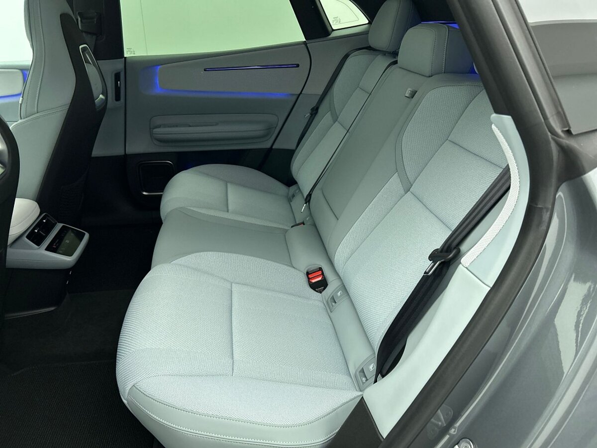 49752363 polestar 4 long rang dual motor pilot plus 100 kwh 87