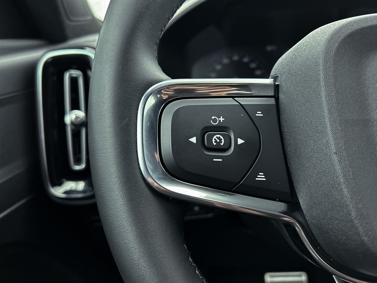44319570 volvo xc40 t4 recharge r design 20 camera leder nubuck 752ba0