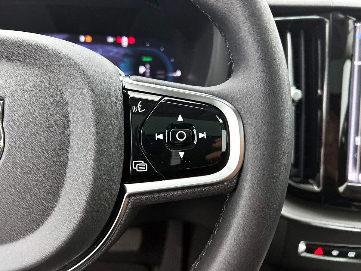45959912 volvo xc60 2 0 t6 awd plus dark 45