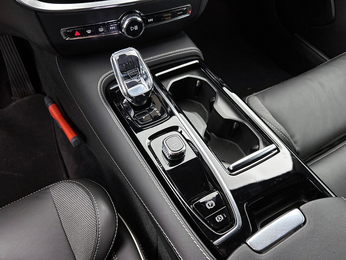 48515870 volvo v60 2 0 t6 awd plus dark trekhaak voorruit verwarming harman k 99