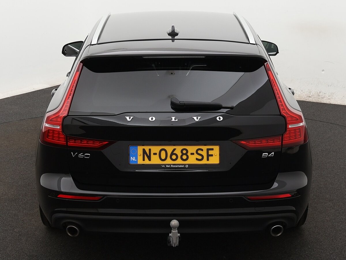 34990408 volvo v60 2 0 b4 momentum business trekhaak camera leder 9 10