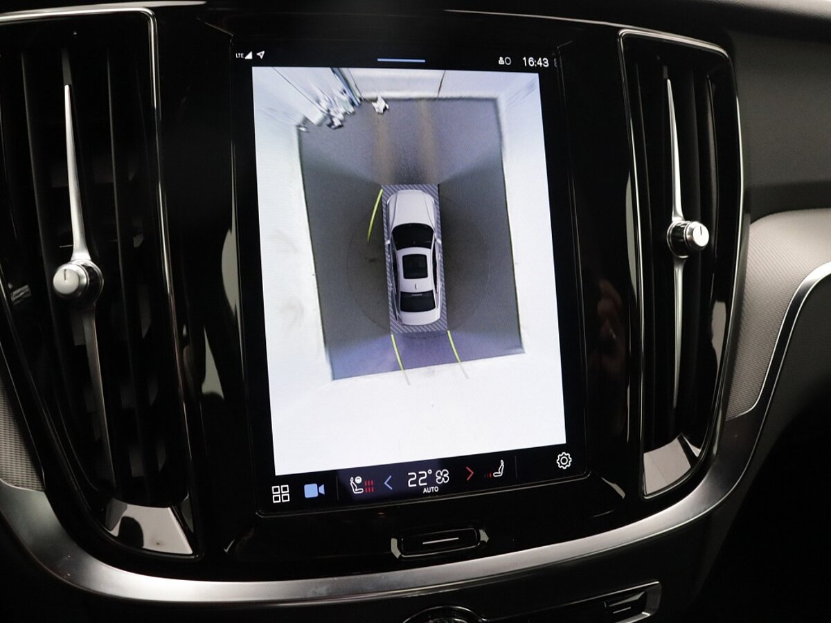 37256560 volvo s60 2 0 b4 plus dark lederen bekleding 360 camera 4c5b87