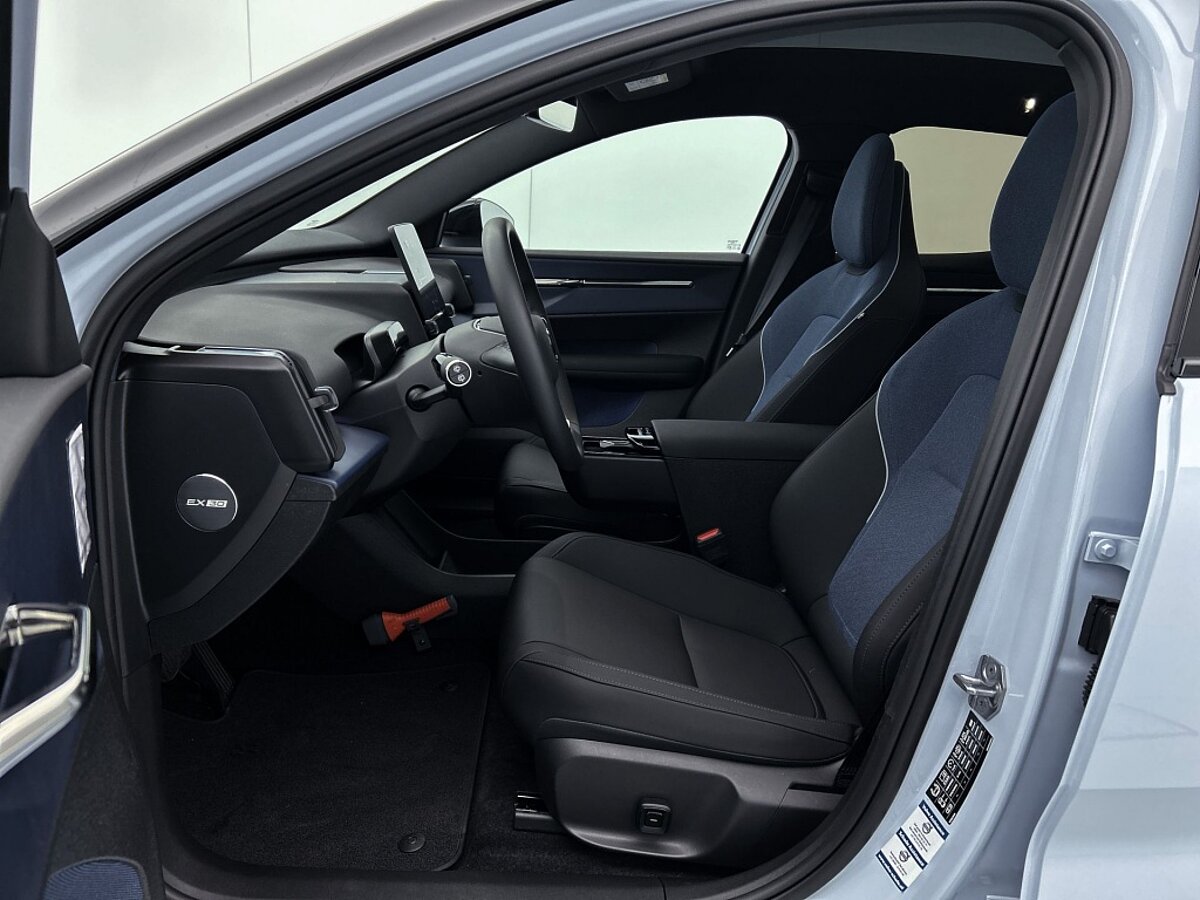 40093059 volvo ex30 twin motor performance ultra 69 kwh dededb