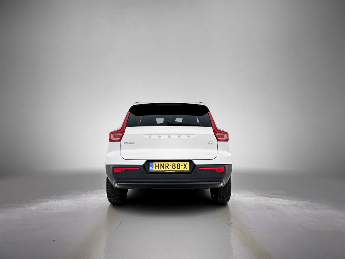 45185270 volvo xc40 1 5 t4 recharge plus dark trekhaak harman kardon 3 01