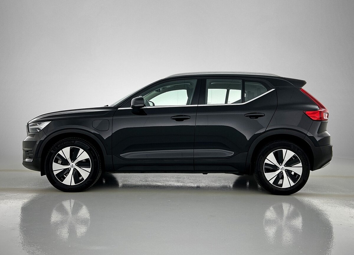 45491750 volvo xc40 t4 recharge inscription expression 2 01