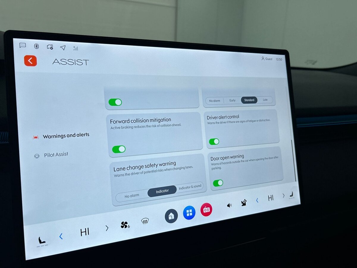 46691496 lynk co 08 more 345 pk 200km phev full option dealer demo 18