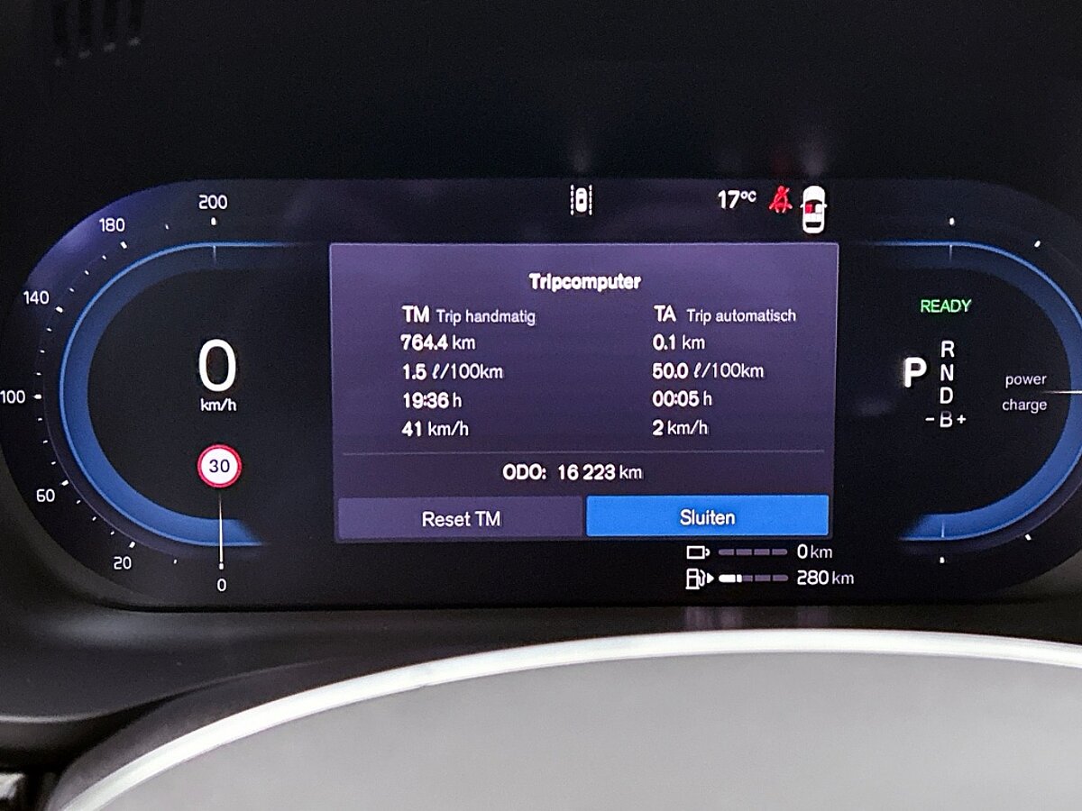 47588242 volvo xc60 2 0 t6 plug in hybrid awd ultimate dark 360 camera adative d82a50