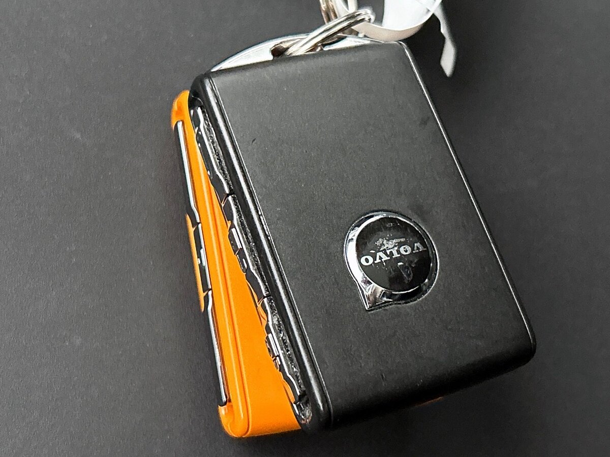 49651630 volvo xc90 2 0 t8 awd ultra dark luchtvering trekhaak bowers wilkin 80