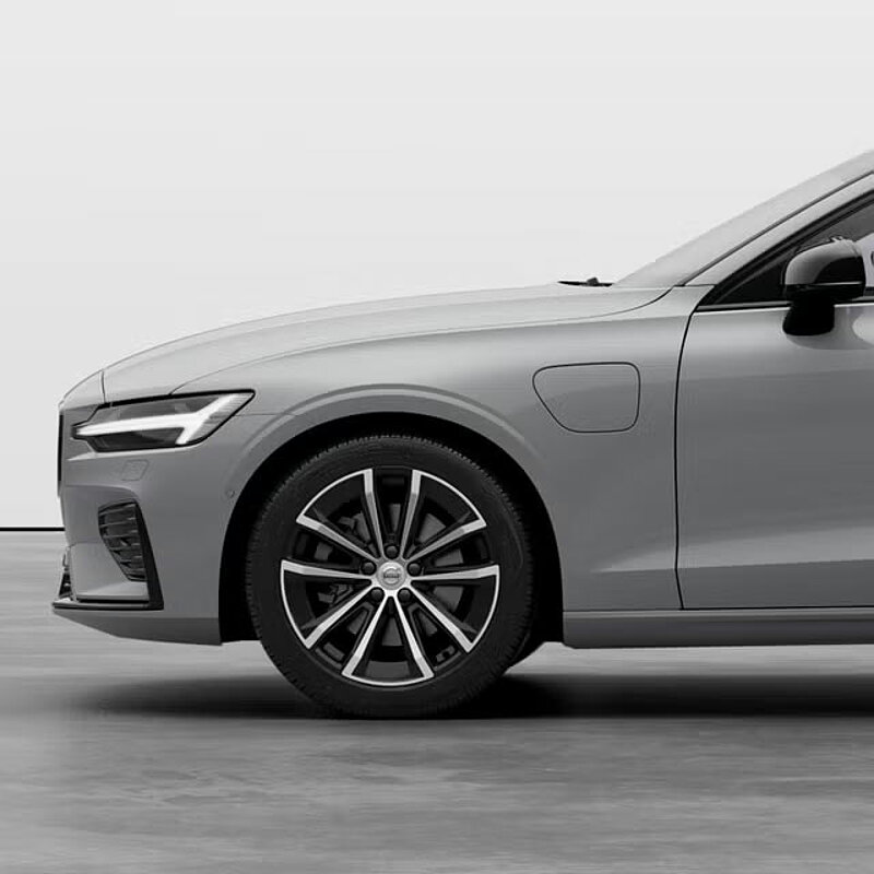 V60 performance t8 1x1 content 1