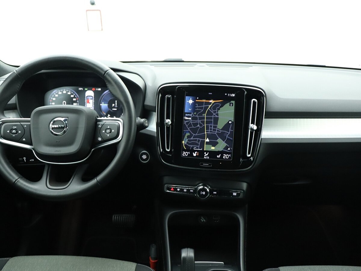 35603828 volvo xc40 1 5 t4 recharge r design expression 6 04