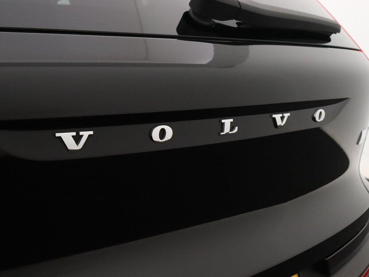 36161815 volvo xc40 1 5 t5 rech inscr 4e08c7