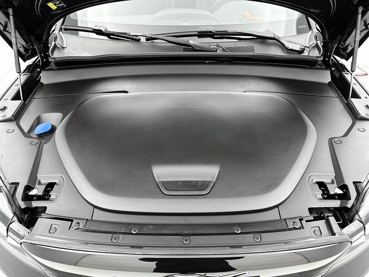 46742271 volvo xc40 extended range ultimate 82 kwh 20inch velgen panoramadak 45