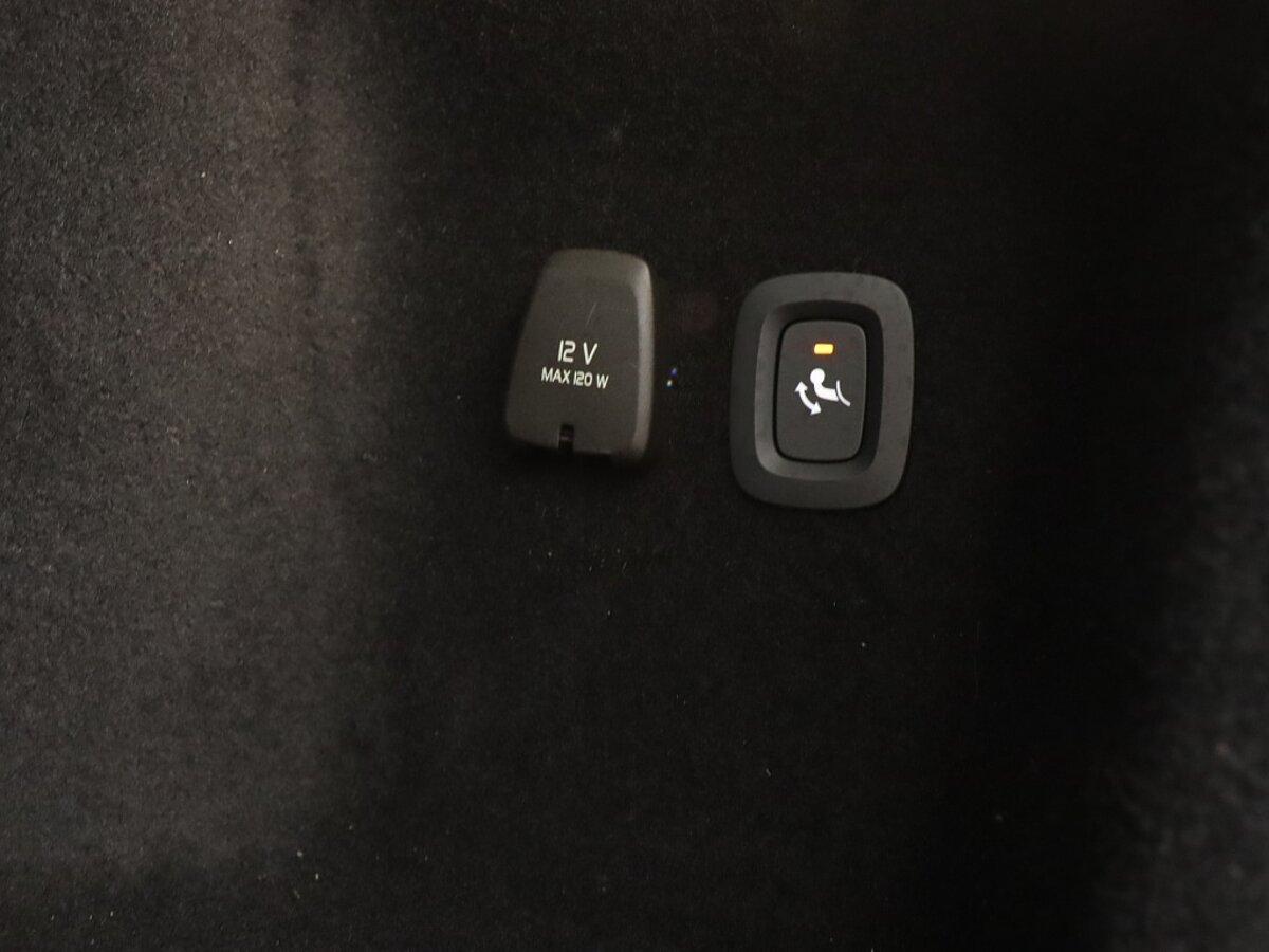34990408 volvo v60 2 0 b4 momentum business trekhaak camera leder ce2c3b