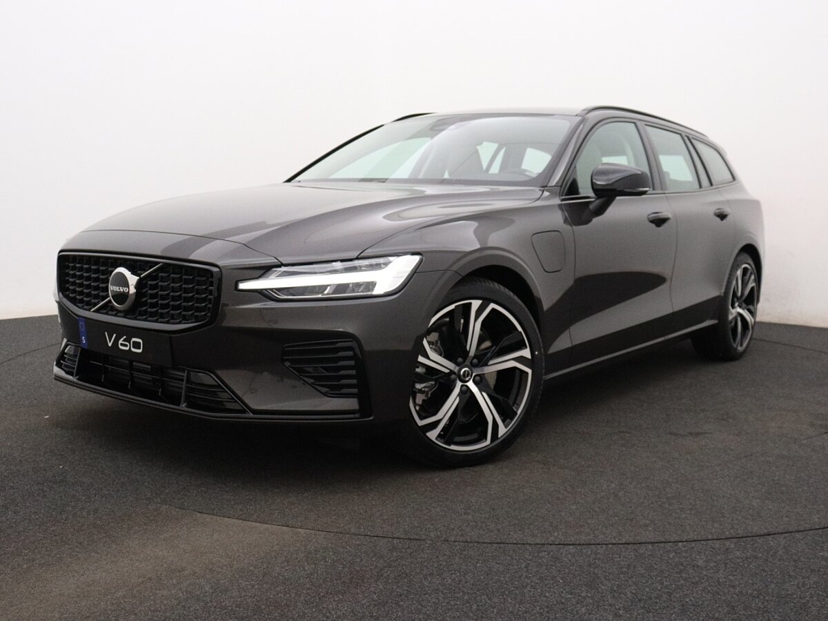 39204298 volvo v60 2 0 t6 awd plus dark e7e939