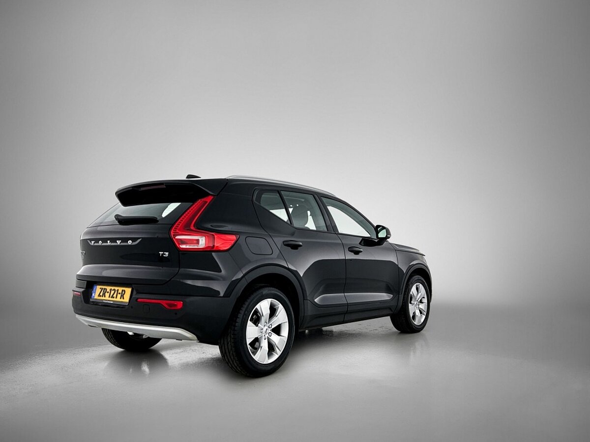46742333 volvo xc40 1 5 t3 momentum pro 5 03