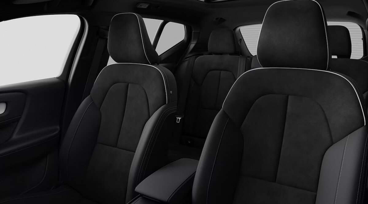 47158094 volvo xc40 b4 plus black edition 5 03