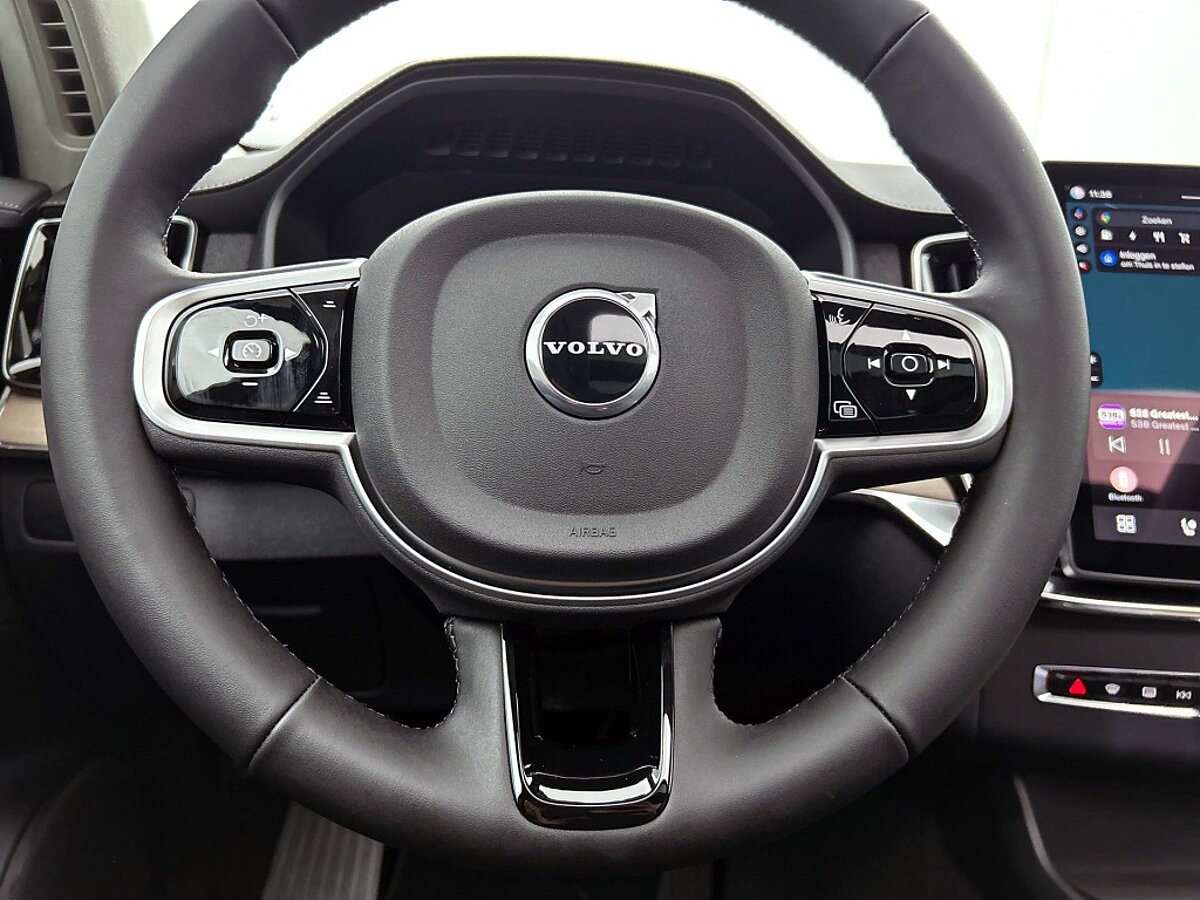 47542004 volvo xc90 xc90 t8 awd ultra dark luchtvering trekhaak 49