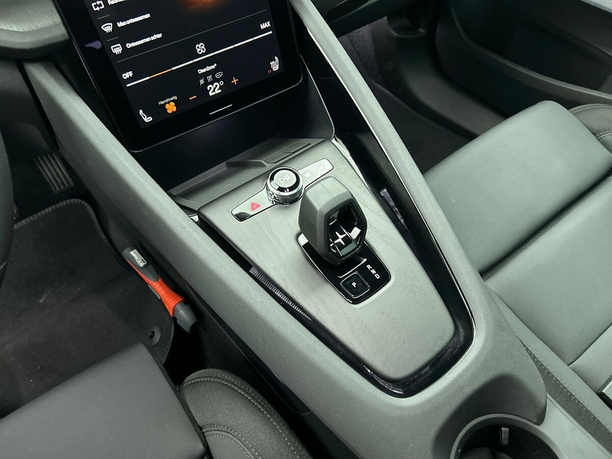 48293049 polestar 2 srsm 70 kwh pilot plus 15