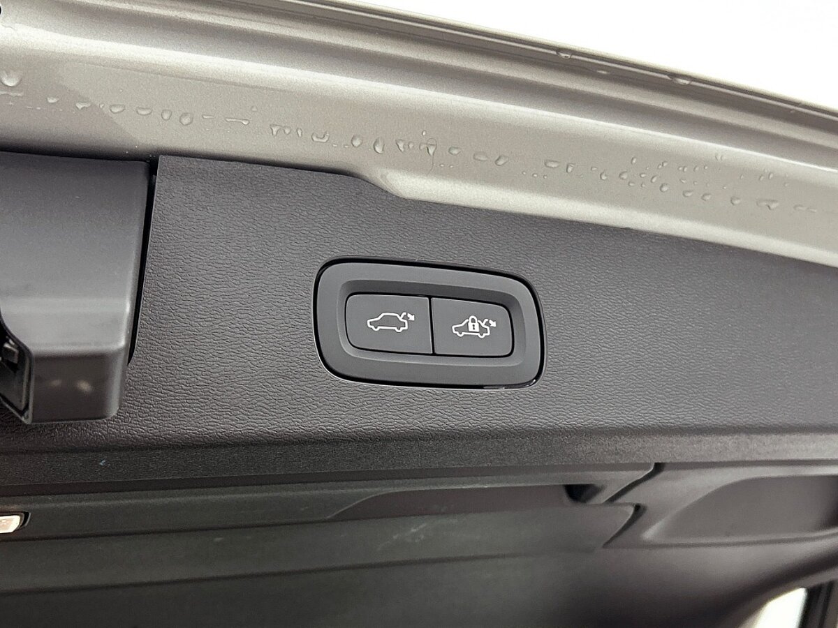 48515870 volvo v60 2 0 t6 awd plus dark trekhaak voorruit verwarming harman k 85