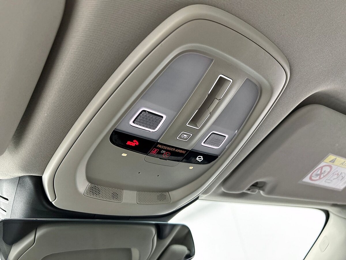 49717398 volvo xc60 2 0 t6 awd plus dark trekhaak 360a camera panoramadak 67