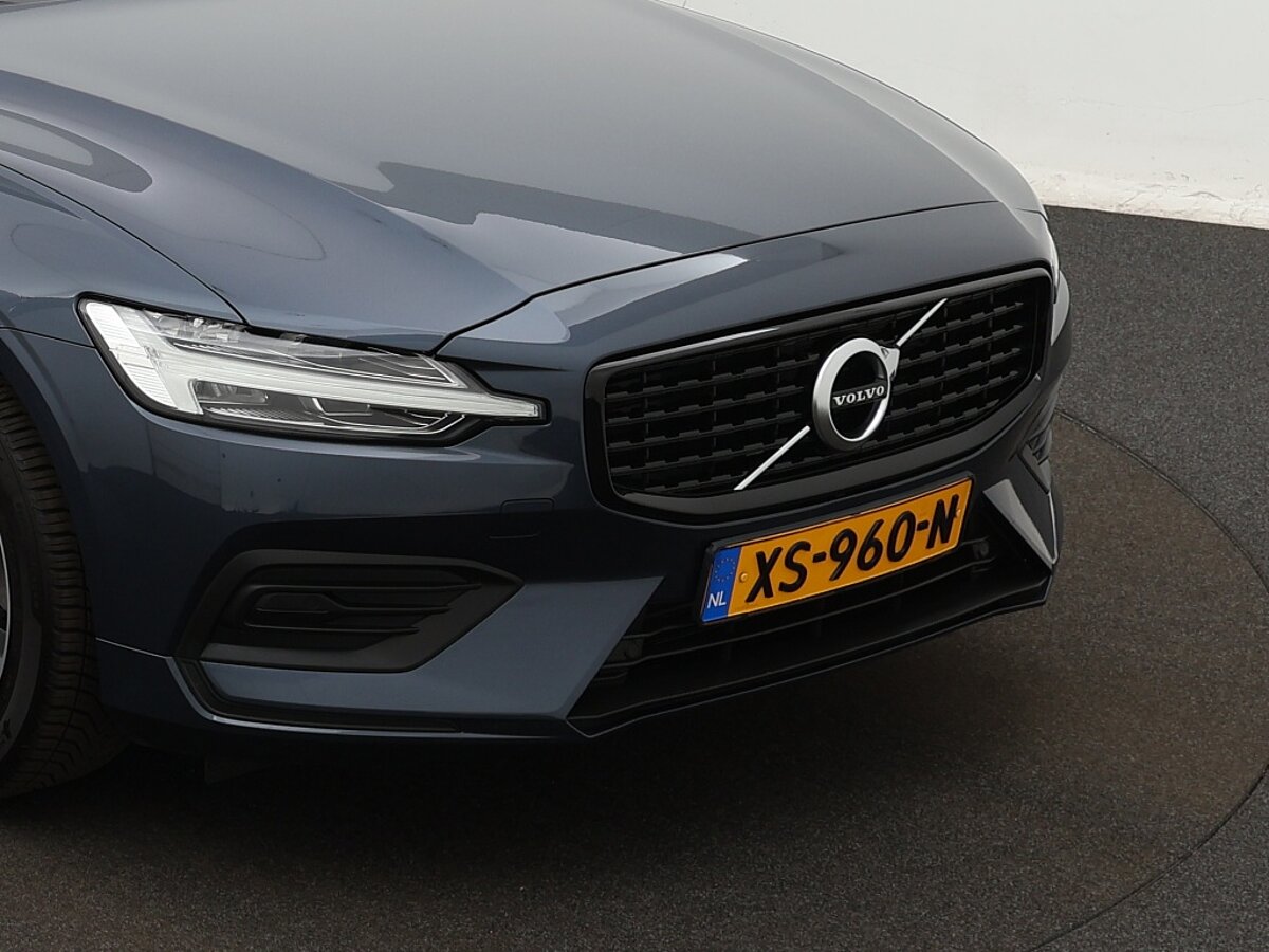 34899879 volvo v60 2 0 t5 automaat r design look leder 19 wielen 1a2f62