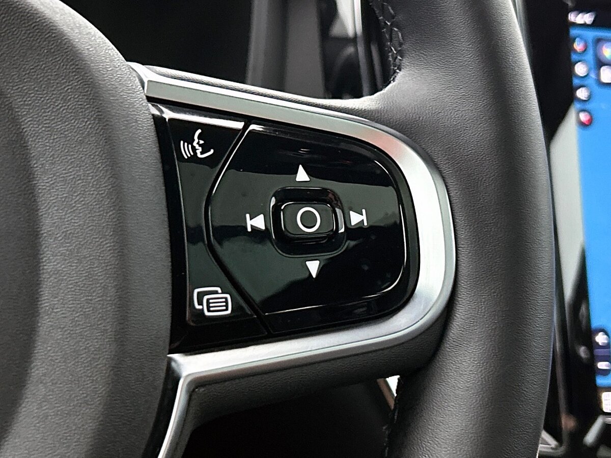 45850012 volvo v60 2 0 t6 awd plus dark pano dak trekhaak 80