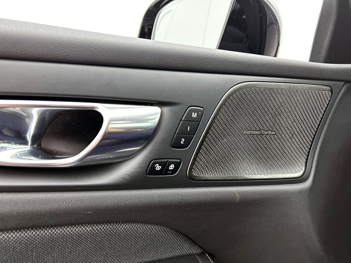 46919098 volvo v60 2 0 t6 plus dark trekhaak 68c619