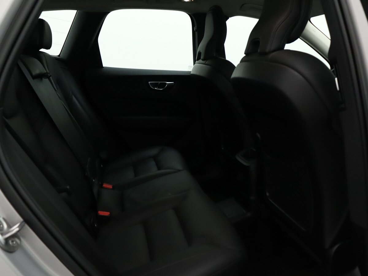 35951890 volvo xc60 2 0 t6 awd inscript 1d404c